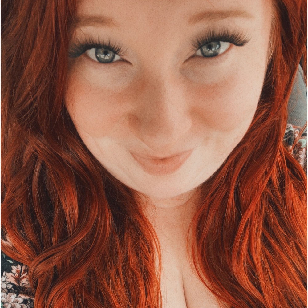 Meet your Posher, Abigail